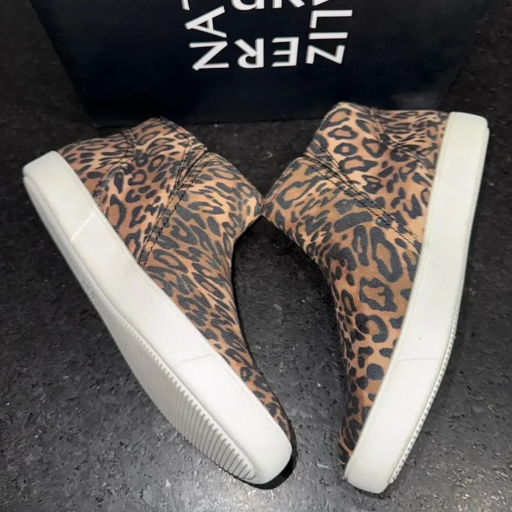 NEW NATURALIZER Leopard Print Miranda Booties High top Sneakers Zipper Side Sz 9